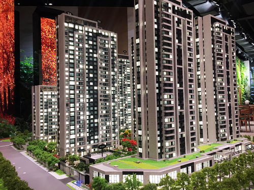 重磅 鄭州出臺(tái)房地產(chǎn)新政19條 取消 認(rèn)房又認(rèn)貸 ,引導(dǎo)金融機(jī)構(gòu)加大投放,鼓勵(lì)老年人來(lái)鄭投親養(yǎng)老,推行貨幣化安置 每日經(jīng)濟(jì)網(wǎng)