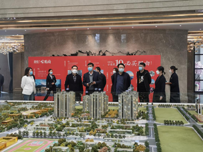 季朝副調(diào)研員督導(dǎo)調(diào)研高新區(qū)房地產(chǎn)企業(yè)復(fù)工復(fù)產(chǎn)和&ldquo;三送一強&rdquo;活動開展情況